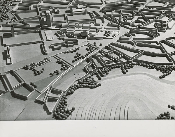 Ivan Matušík, Fedor Minárik, Peter Minarovič, Karol Rosmány, František Čížek, Pavel Čížek, Rajmund Müller – Návrh na mestské centrum na Obchodnej ulici v Bratislave. Model