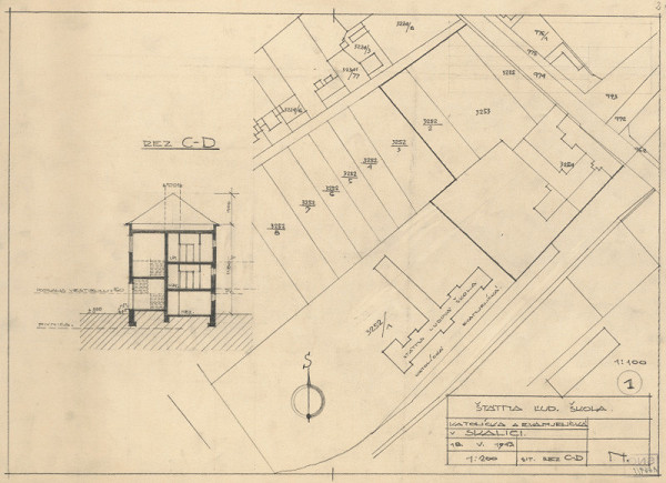 Milan Michal Harminc – Katolícka a evanjelická ľudová škola v Skalici. Súťažný návrh. Situácia a priečny rez C-D. M 1:100 a M 1:200.
