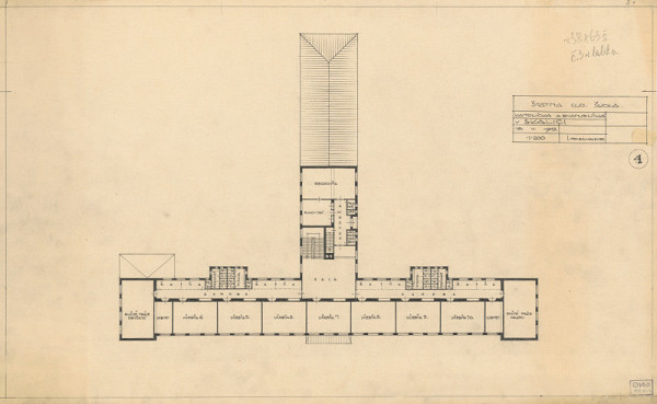 Milan Michal Harminc – Katolícka a evanjelická ľudová škola v Skalici. Súťažný návrh. Pôdorys 1. poschodia. M 1:200.