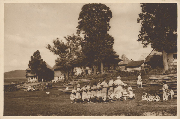 Karel Plicka – Čičmany. Joklov dom (Bachňa) a dom Staré Gocmanovce